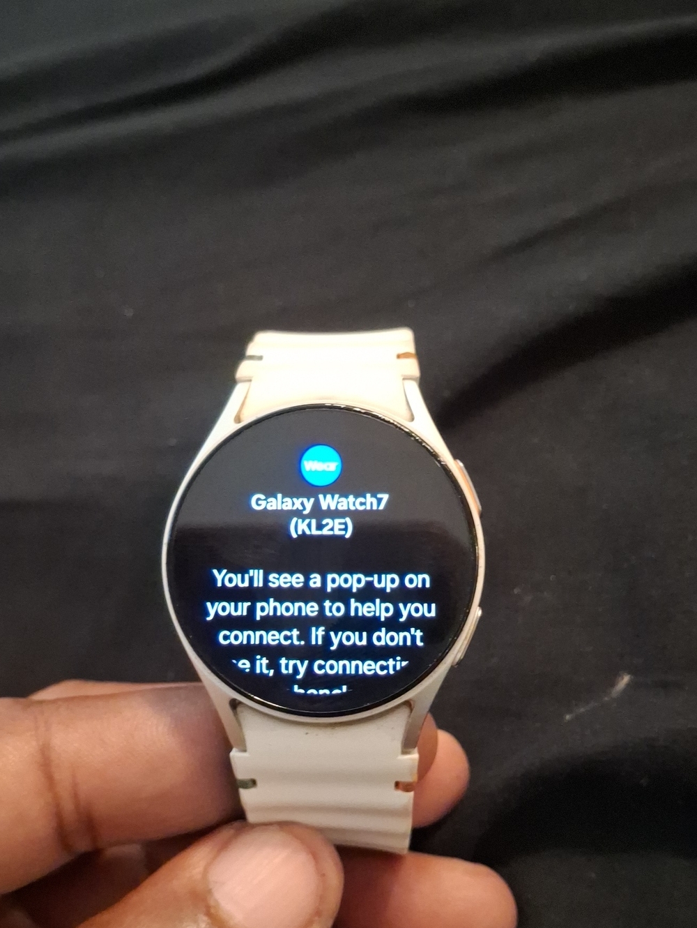 Samsung Galaxy Watch7 Silver Case with White Strap